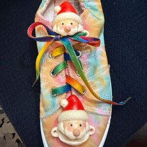 Santa Clause Shoe Ornaments, any age!